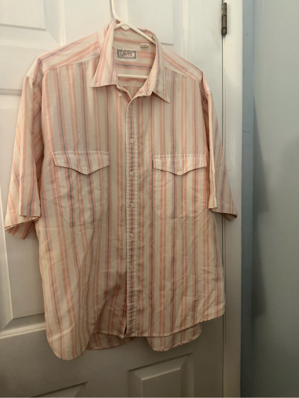 Vintage 1988 Levi’s Men’s XL Pastel Striped Short Sleeve Western Shirt